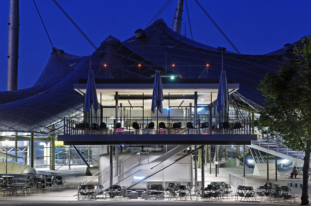 Restaurant Coubertin, München, Architekten: Auer Weber, Lichtplanung: Pfarré Lighting Design