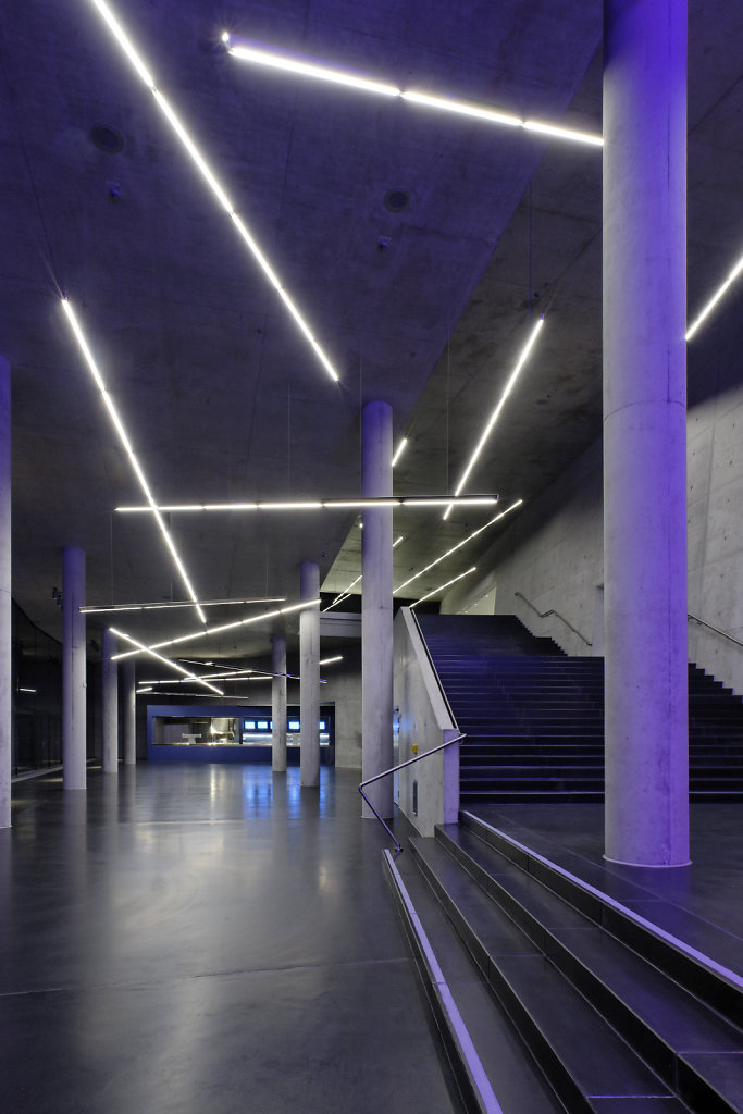 Neue Kleine Olympiahalle, München, Architekturbüro: Auer + Weber, Lichtplanung: Pfarré Lighting Design